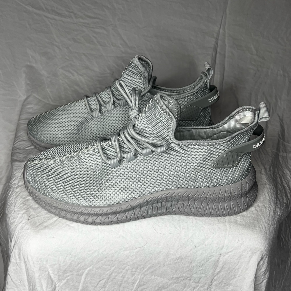 Men’s sneaker